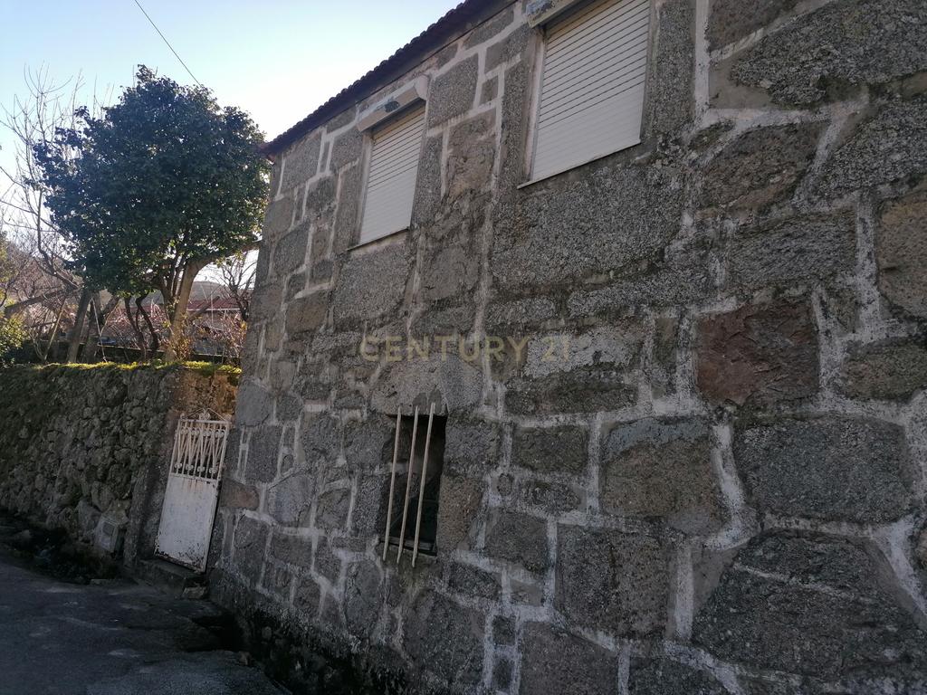 CASA RÚSTICA EM PEDRA I FELGUEIRAS (RESENDE) - Image 36