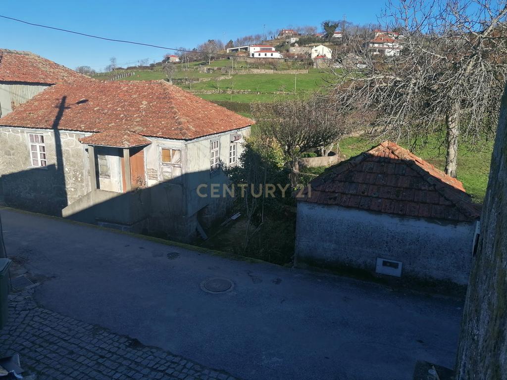 CASA RÚSTICA EM PEDRA I FELGUEIRAS (RESENDE) - Image 42