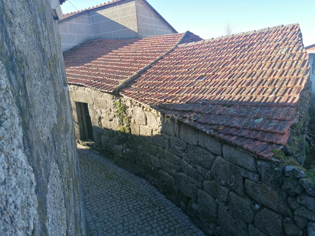 CASA RÚSTICA EM PEDRA I FELGUEIRAS (RESENDE) - Image 43