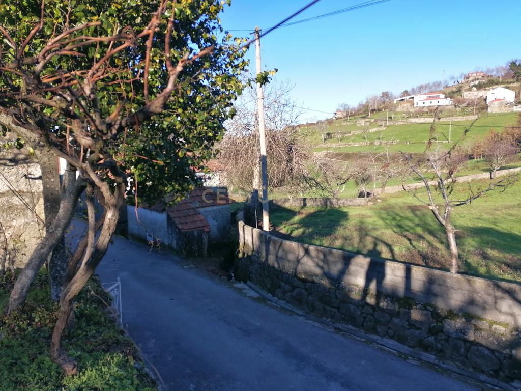 CASA RÚSTICA EM PEDRA I FELGUEIRAS (RESENDE) - Image 64