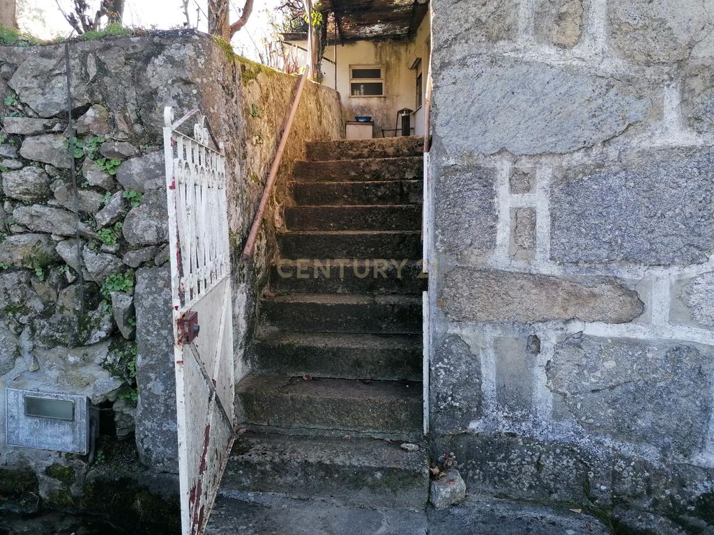 CASA RÚSTICA EM PEDRA I FELGUEIRAS (RESENDE) - Image 77