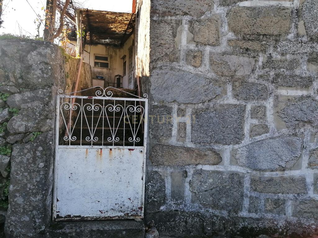CASA RÚSTICA EM PEDRA I FELGUEIRAS (RESENDE) - Image 86