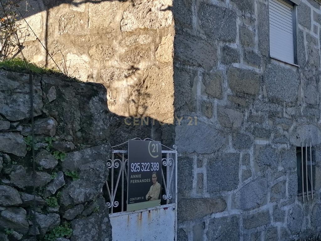 CASA RÚSTICA EM PEDRA I FELGUEIRAS (RESENDE) - Image 85