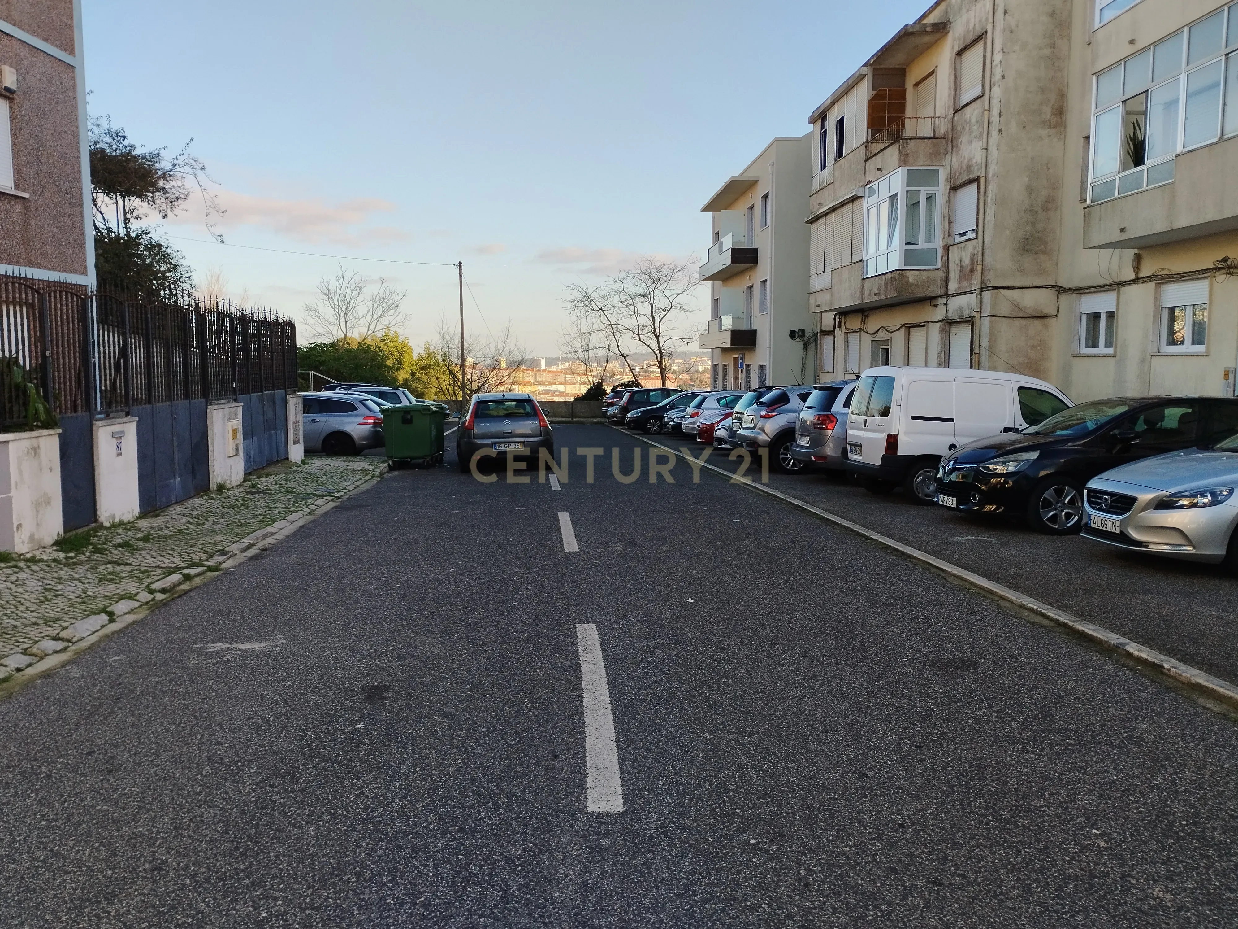 Apartamento T3 Queluz/Belas - Image 12
