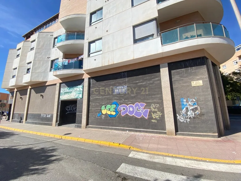 undefined - Image 1