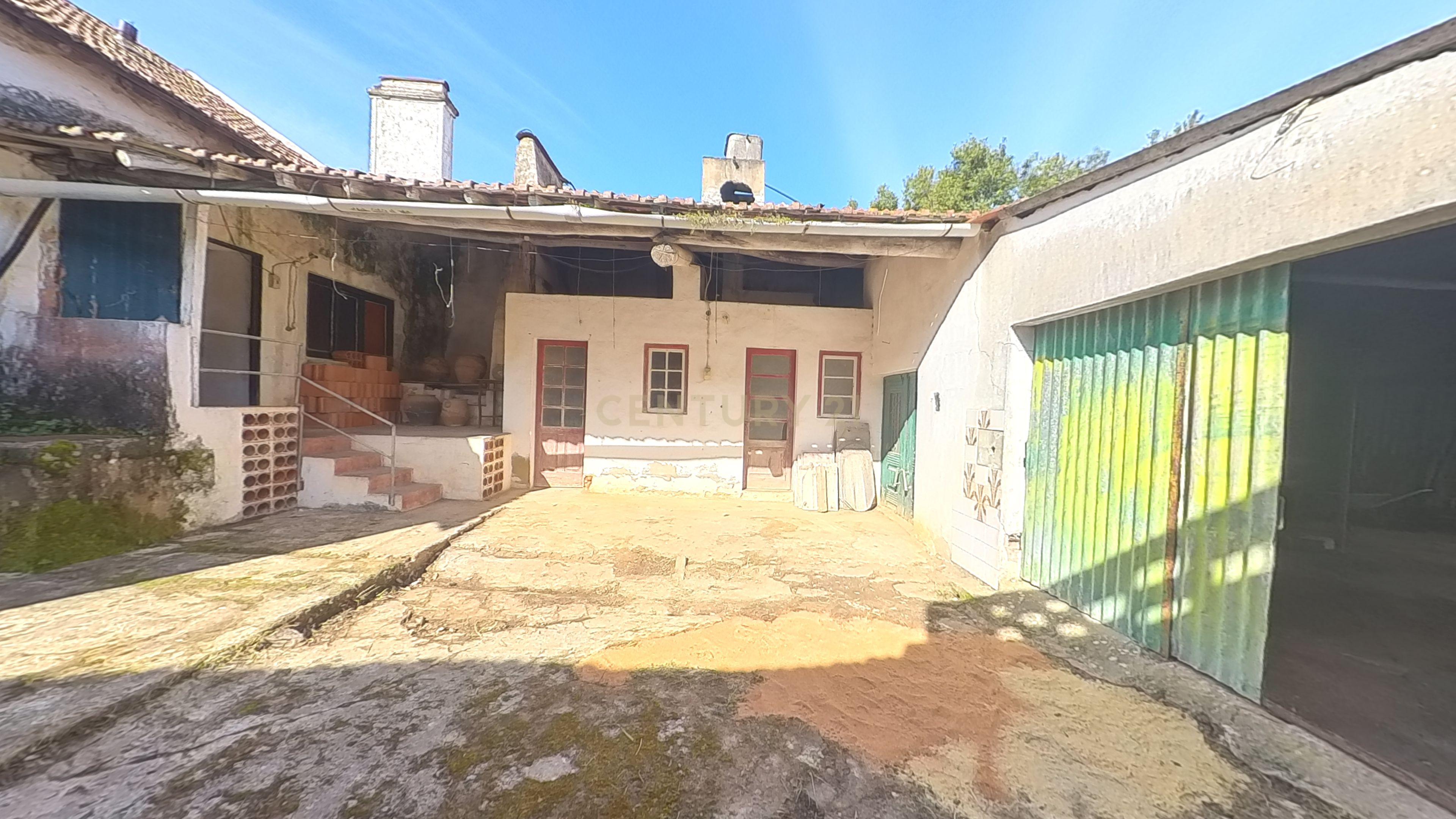 Moradia T3 com Adega e garagens no Vilar - Image 47