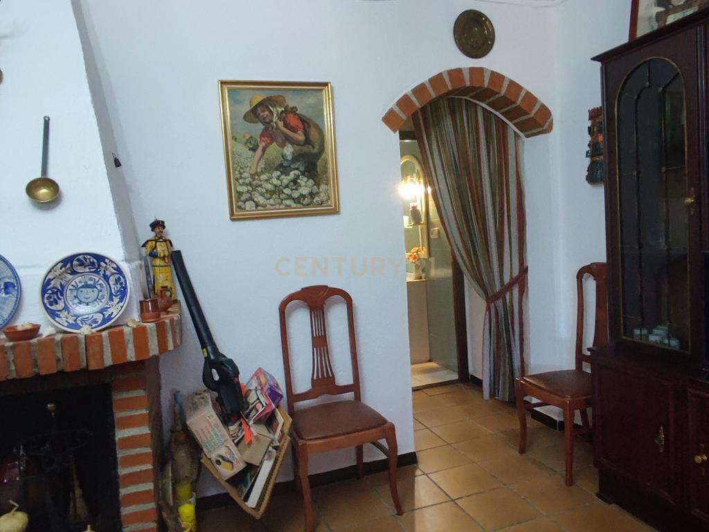 undefined - Image 8