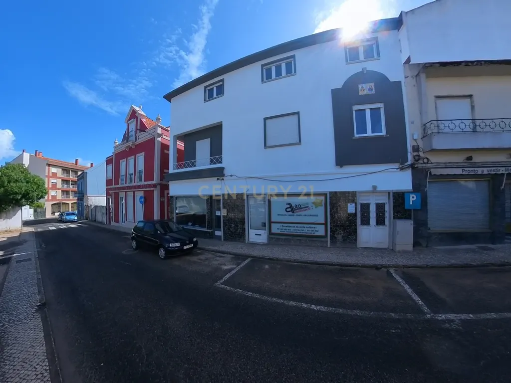 Terreno para construção no Centro do Bombarral. Óptima oportunidade de negócio. - Image 6