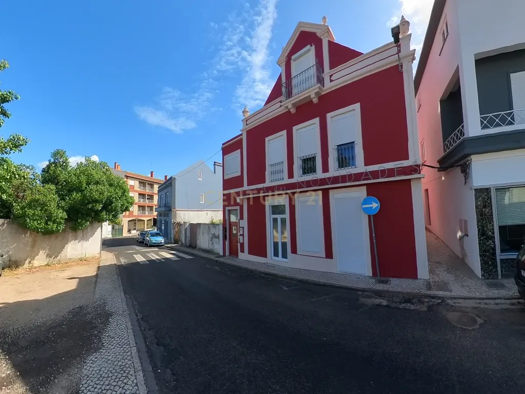 Terreno para construção no Centro do Bombarral. Óptima oportunidade de negócio. - Image 4