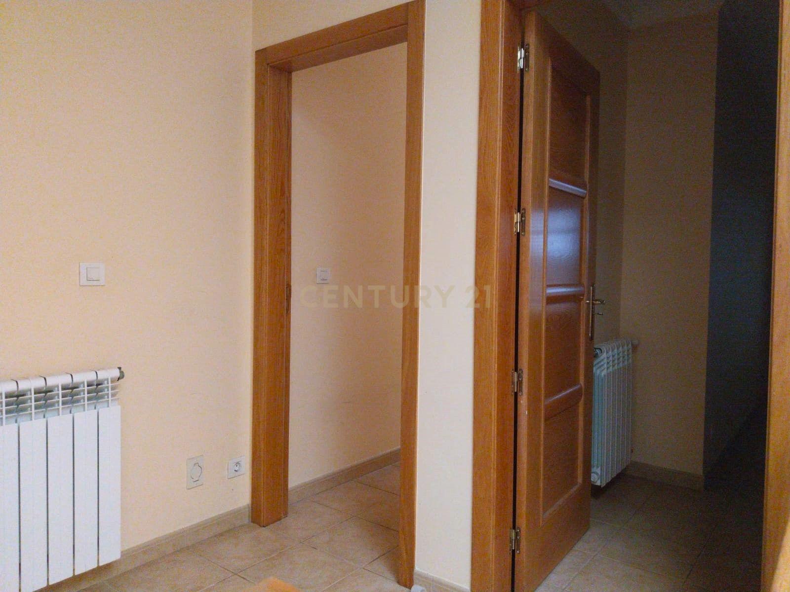 Moradia T4 - Image 5