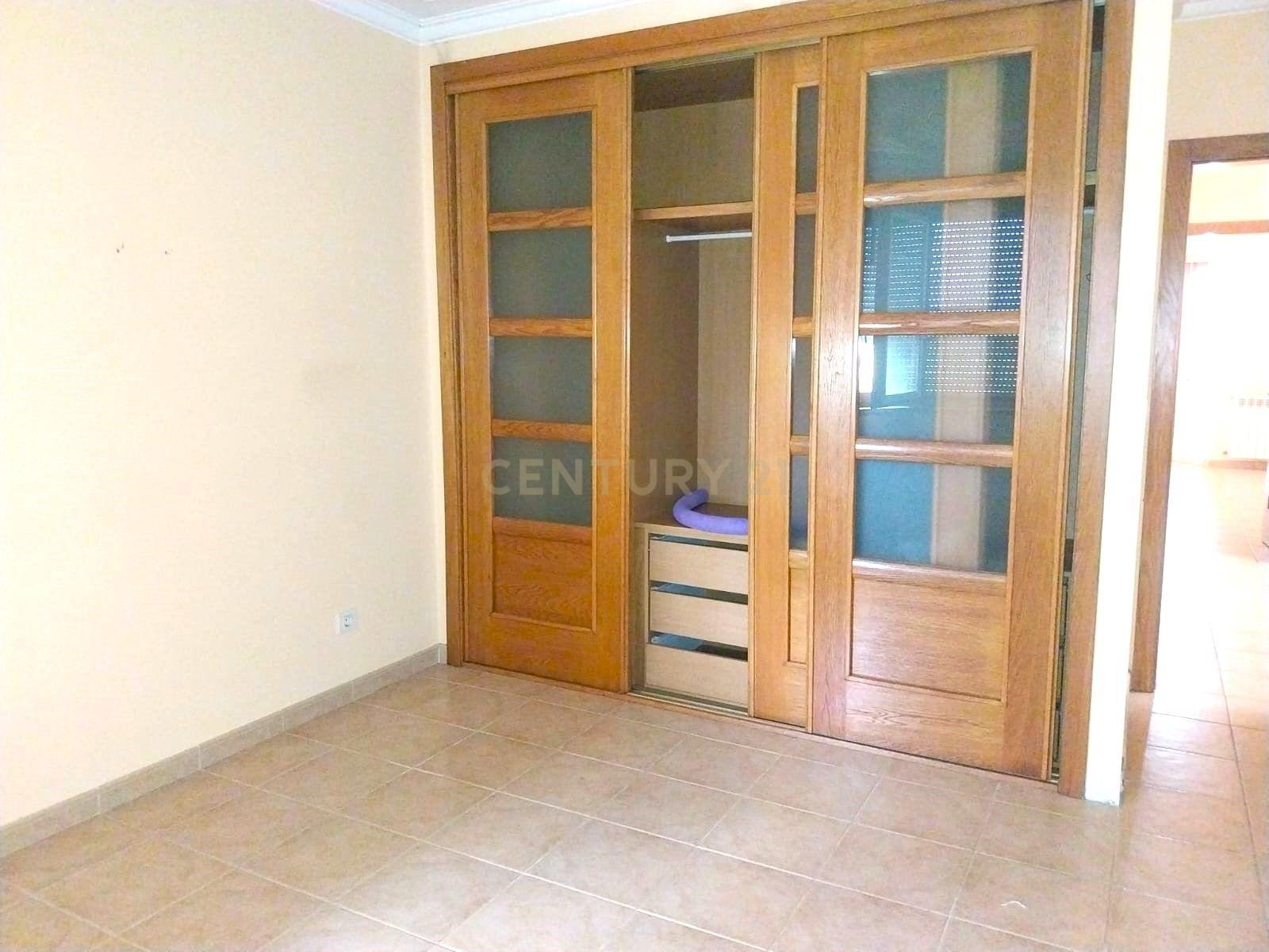 Moradia T4 - Image 6