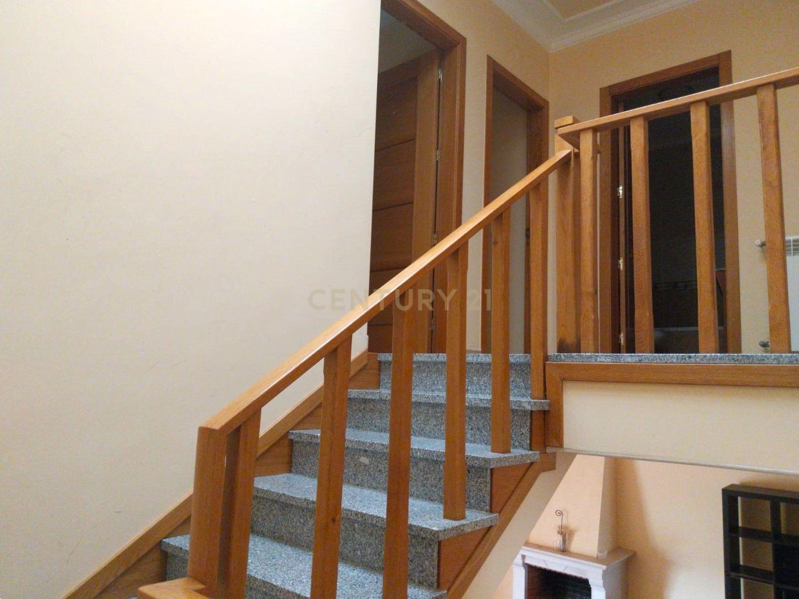Moradia T4 - Image 12