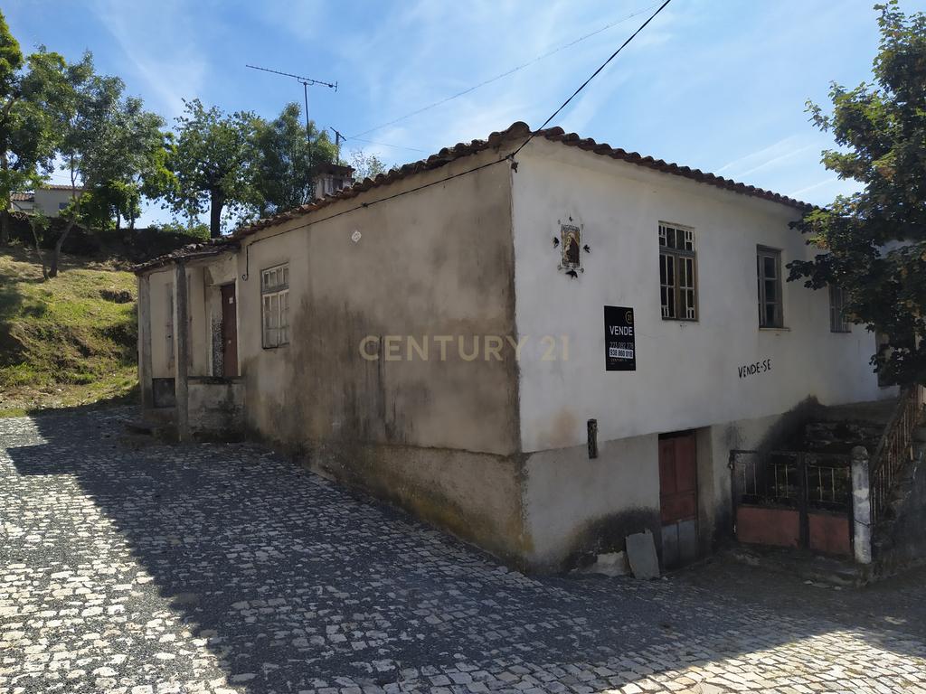 Moradia para recuperar - Veigas (Quintanilha) - Image 3