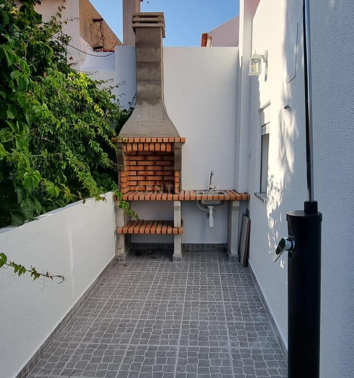 Moradia T2 com Logradouro em Sesimbra - Image 26