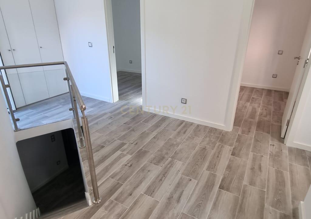 Moradia T2 com Logradouro em Sesimbra - Image 15