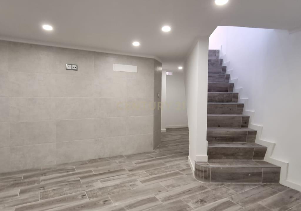 Moradia T2 com Logradouro em Sesimbra - Image 16