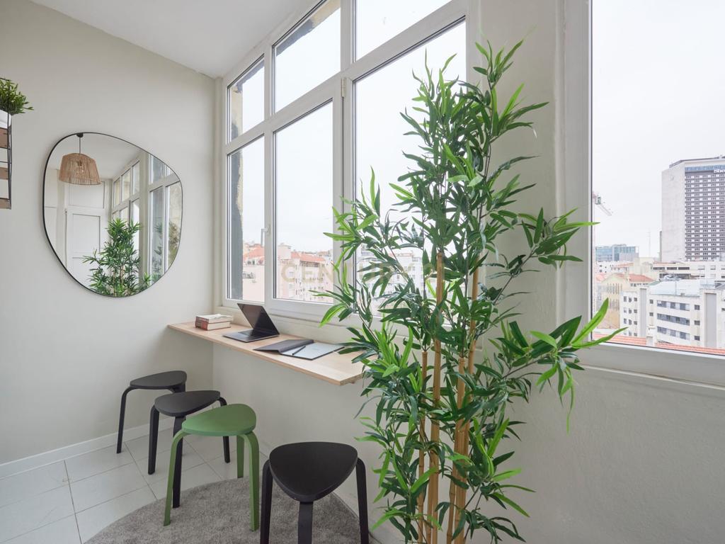 Apartamento com 11 quartos na Avenida António Augusto Aguiar - Avenidas Novas - Image 14