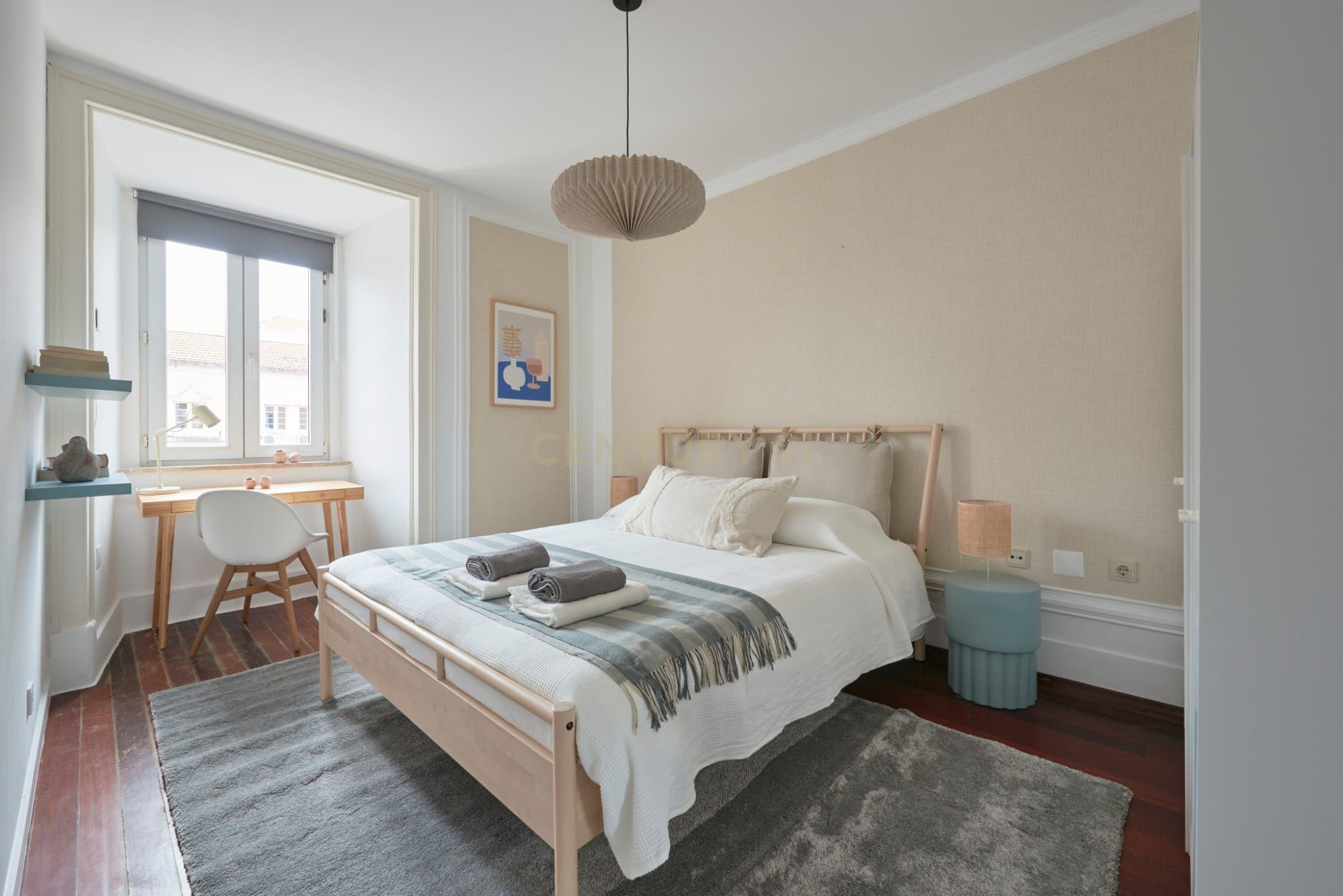 Apartamento com 11 quartos na Avenida António Augusto Aguiar - Avenidas Novas - Image 8