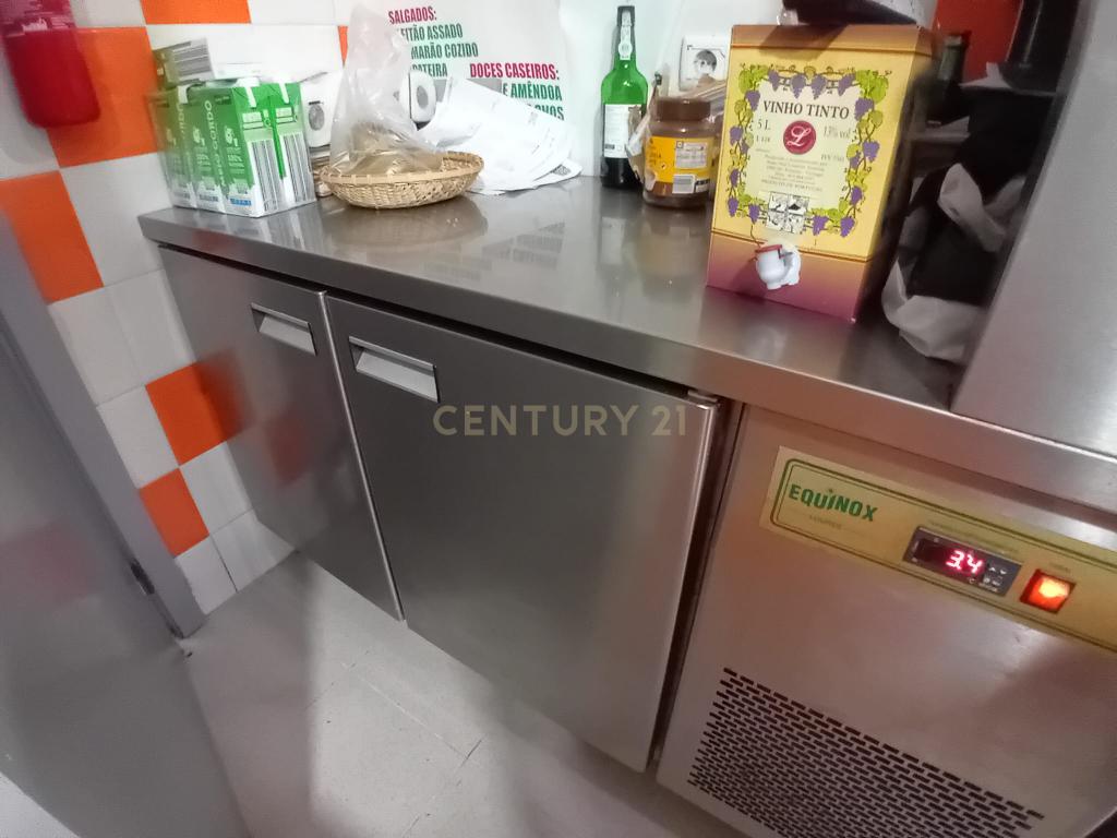 Espaço Comercial  (Churrasqueira) Santo António da Charneca/ Barreiro - Image 23