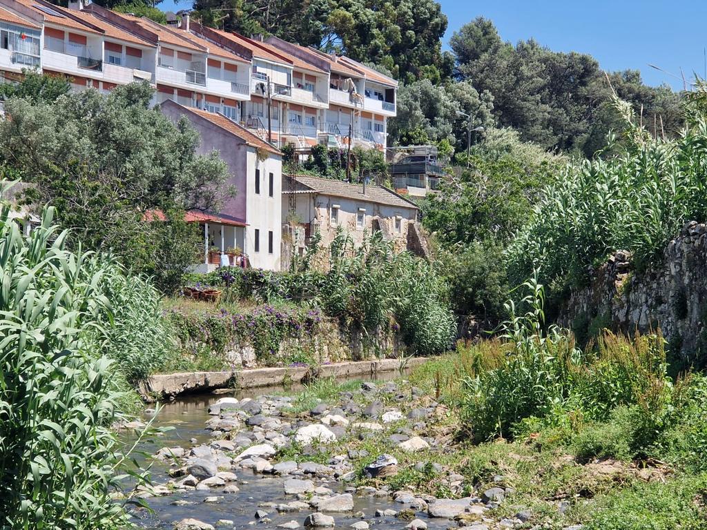Moradia e lote de terreno  com 2.771 m2  | Barcarena - Image 19