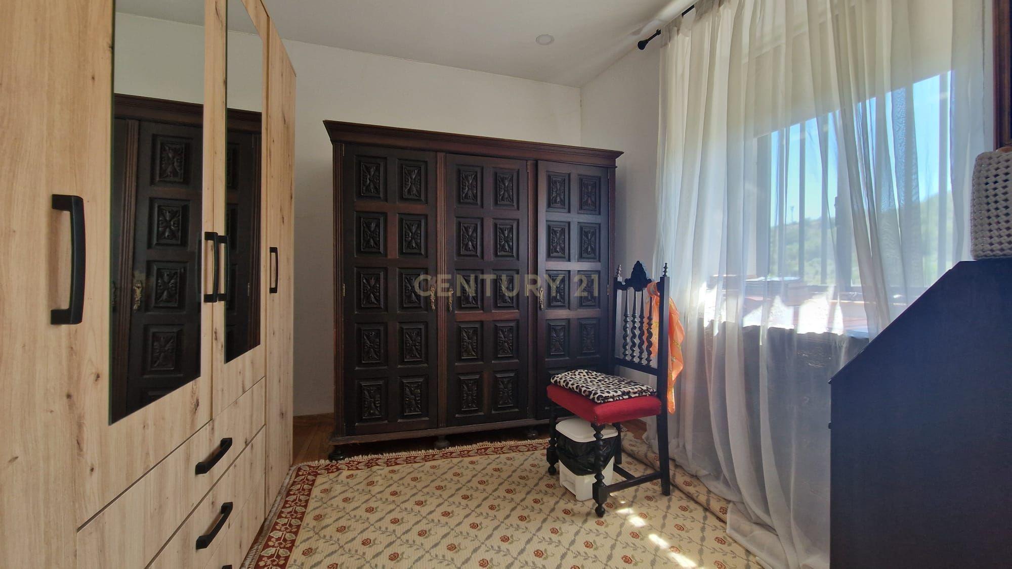 Moradia e lote de terreno com 2.771 m2 | Barcarena - Image 3