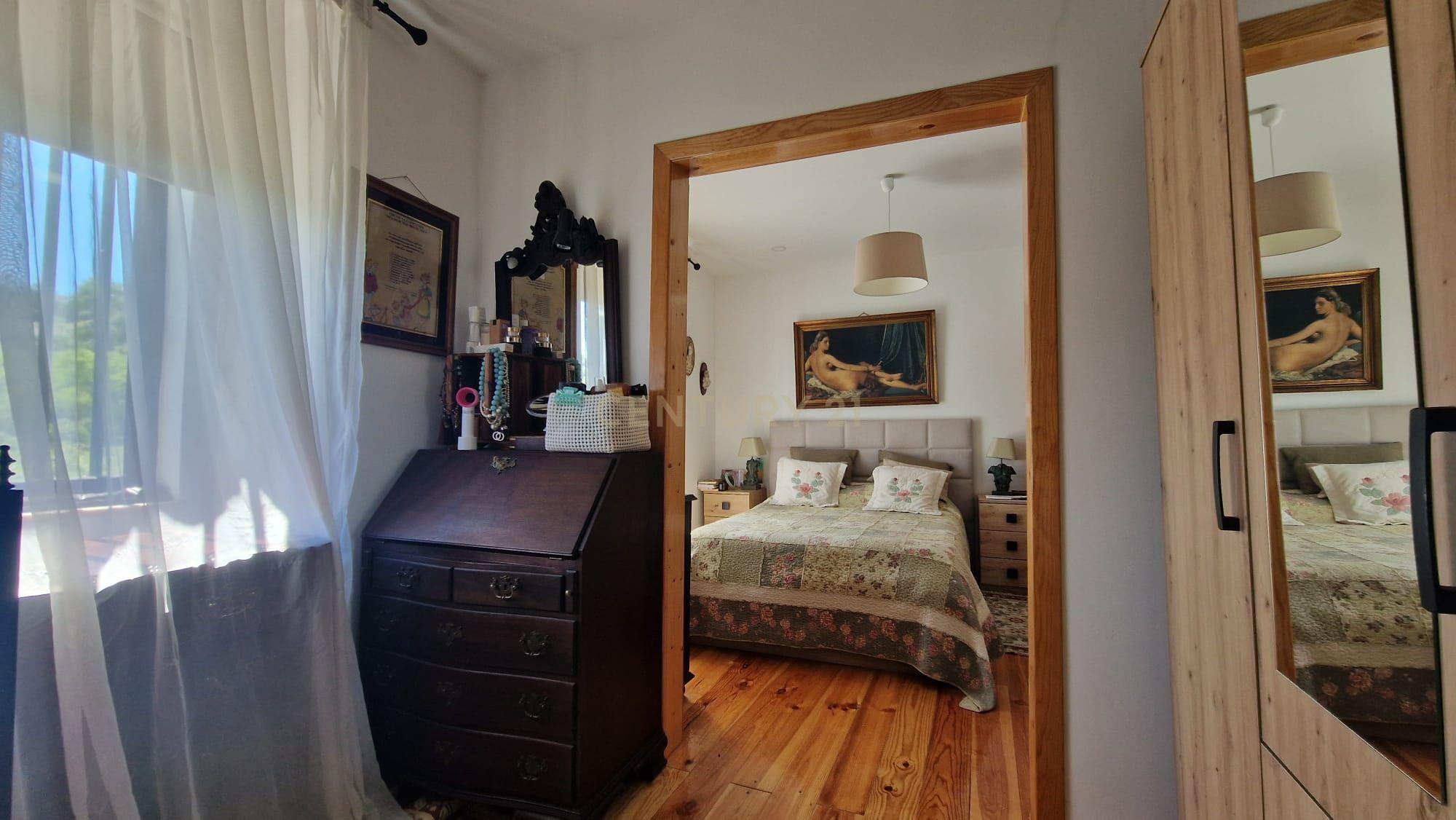 Moradia e lote de terreno com 2.771 m2 | Barcarena - Image 2