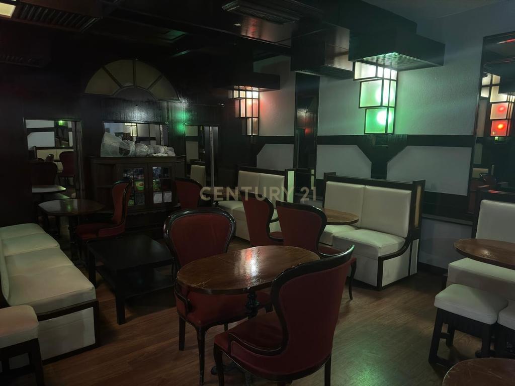 Loja na Rua Clube dos Caçadores em Gaia. - Image 2