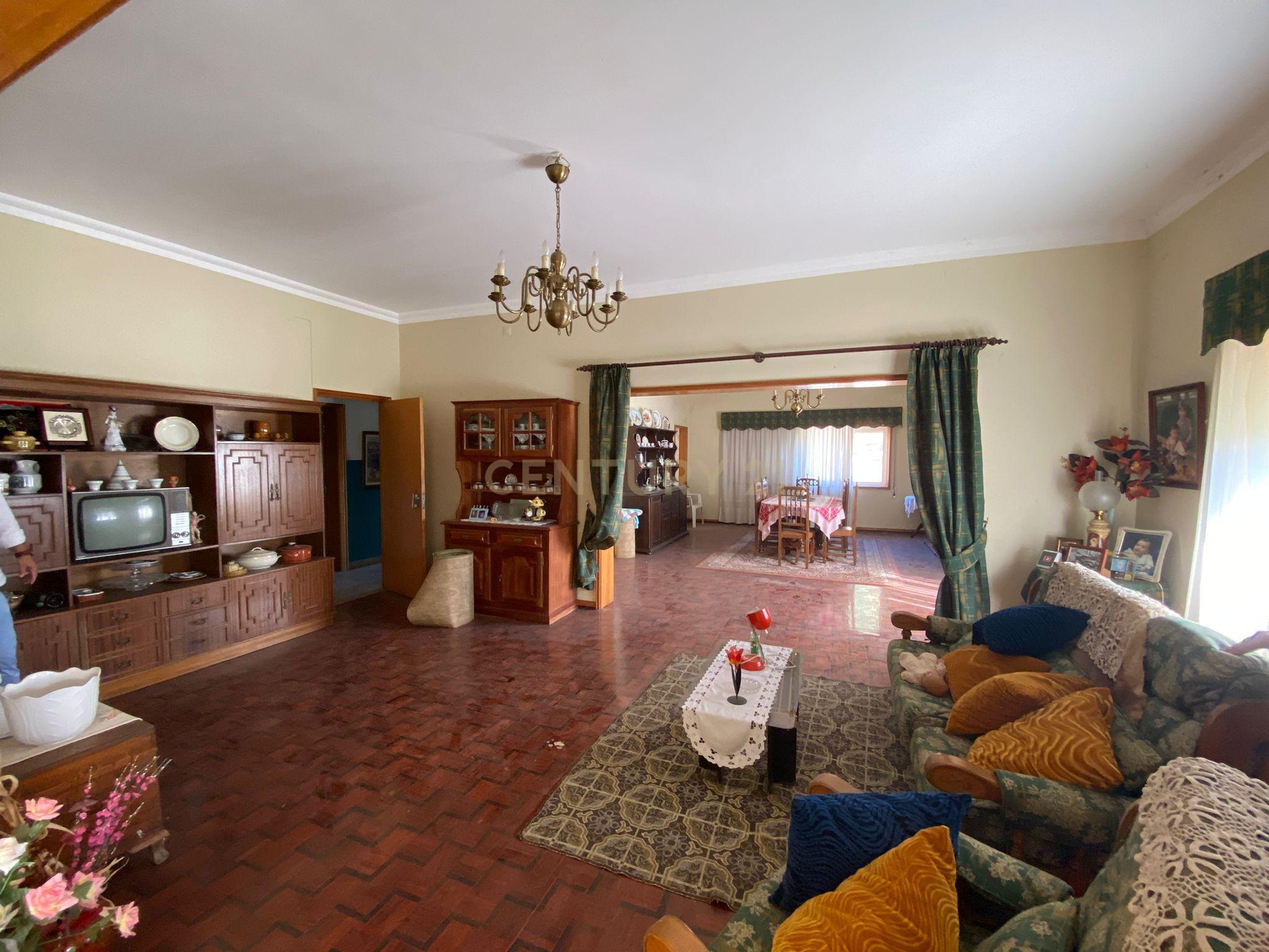 Clássica Quinta com sete quartos - Image 2