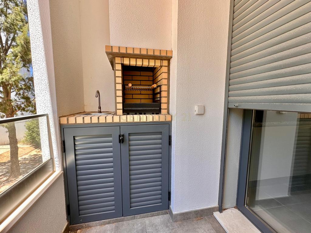 NOVO! Apartamento T4 em Portimão, Algarve - Image 3