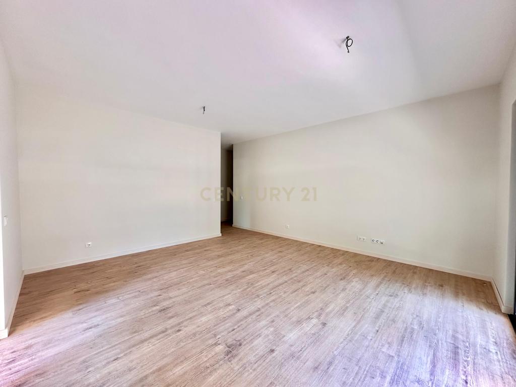 NOVO! Apartamento T4 em Portimão, Algarve - Image 4