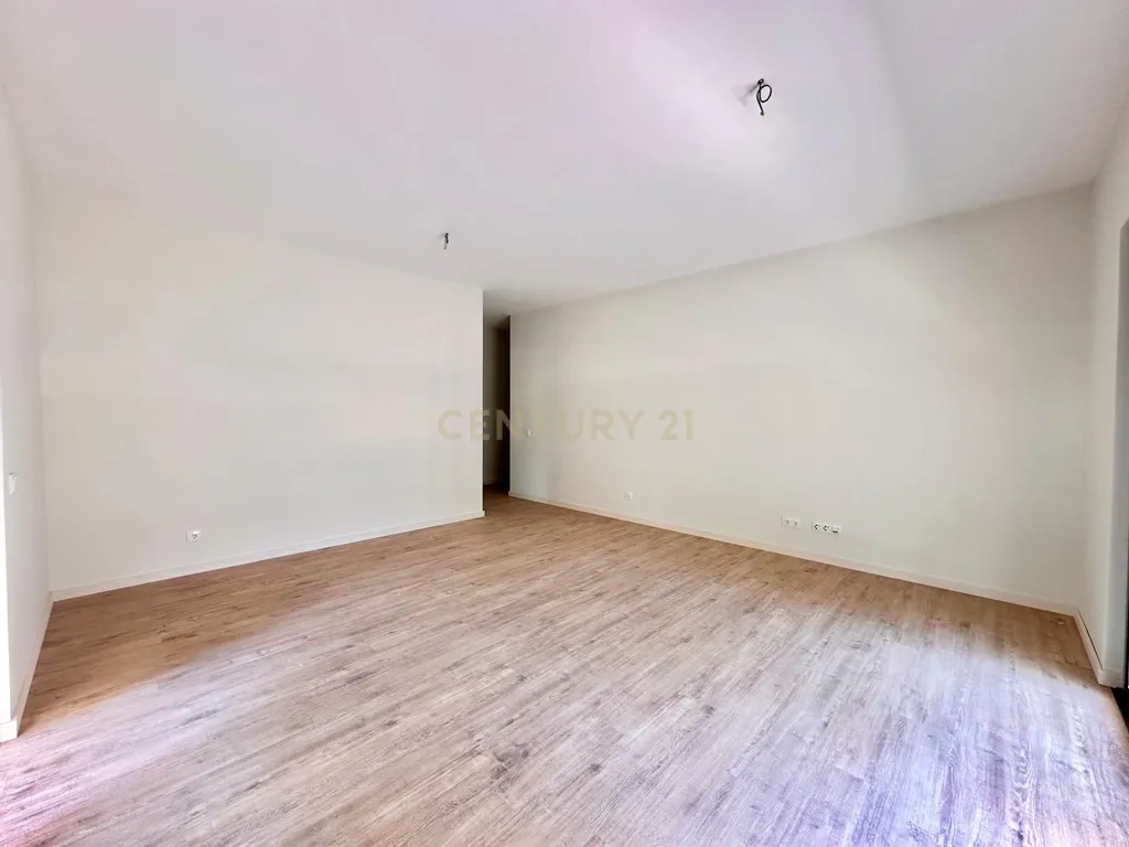 NOVO! Apartamento T4 em Portimão, Algarve - Image 4