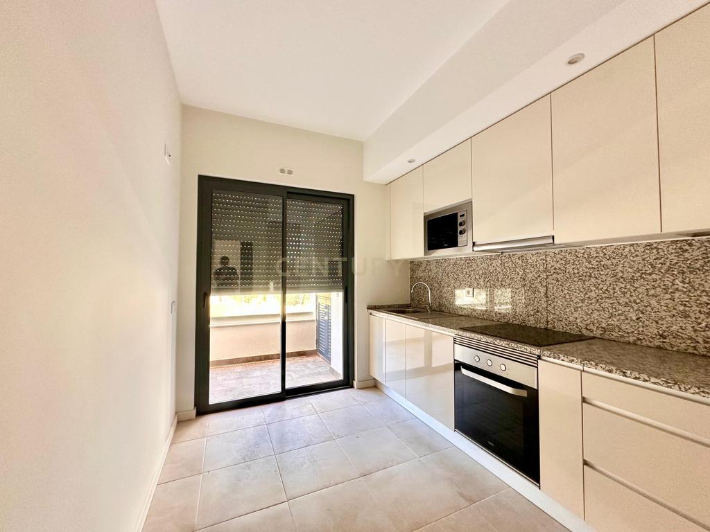 NOVO! Apartamento T4 em Portimão, Algarve - Image 2
