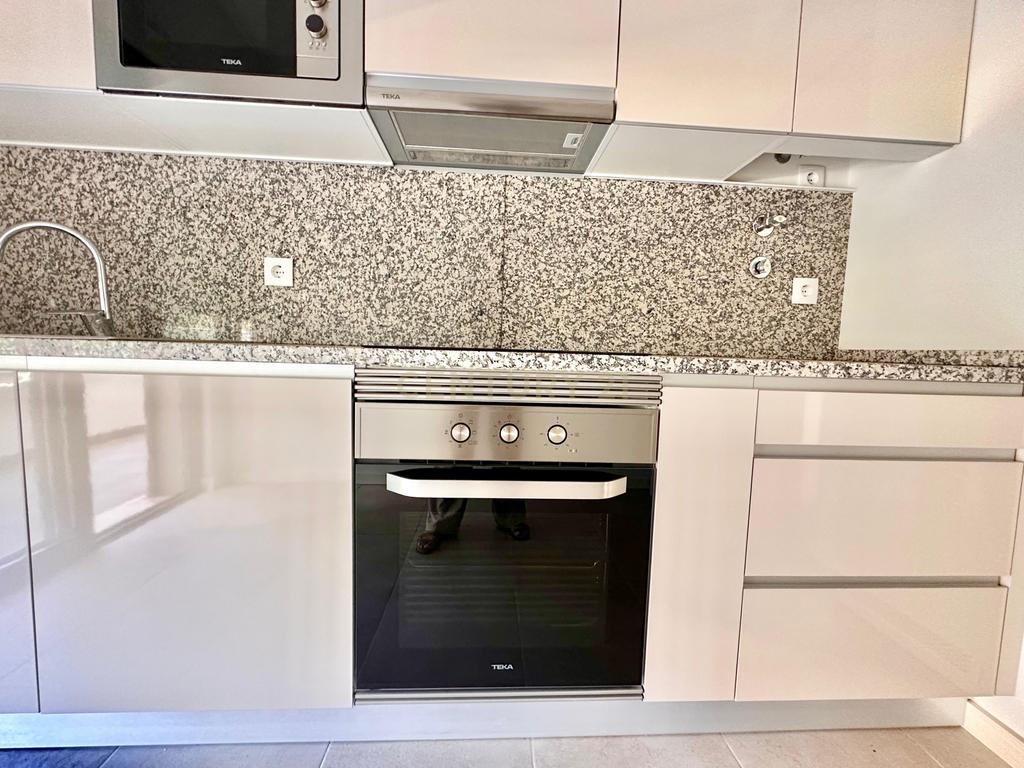 NOVO! Apartamento T4 em Portimão, Algarve - Image 8
