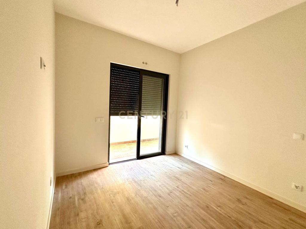 NOVO! Apartamento T4 em Portimão, Algarve - Image 26