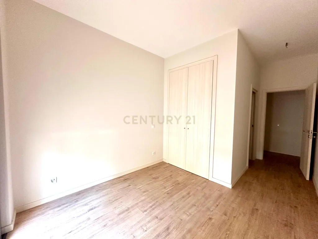NOVO! Apartamento T4 em Portimão, Algarve - Image 28