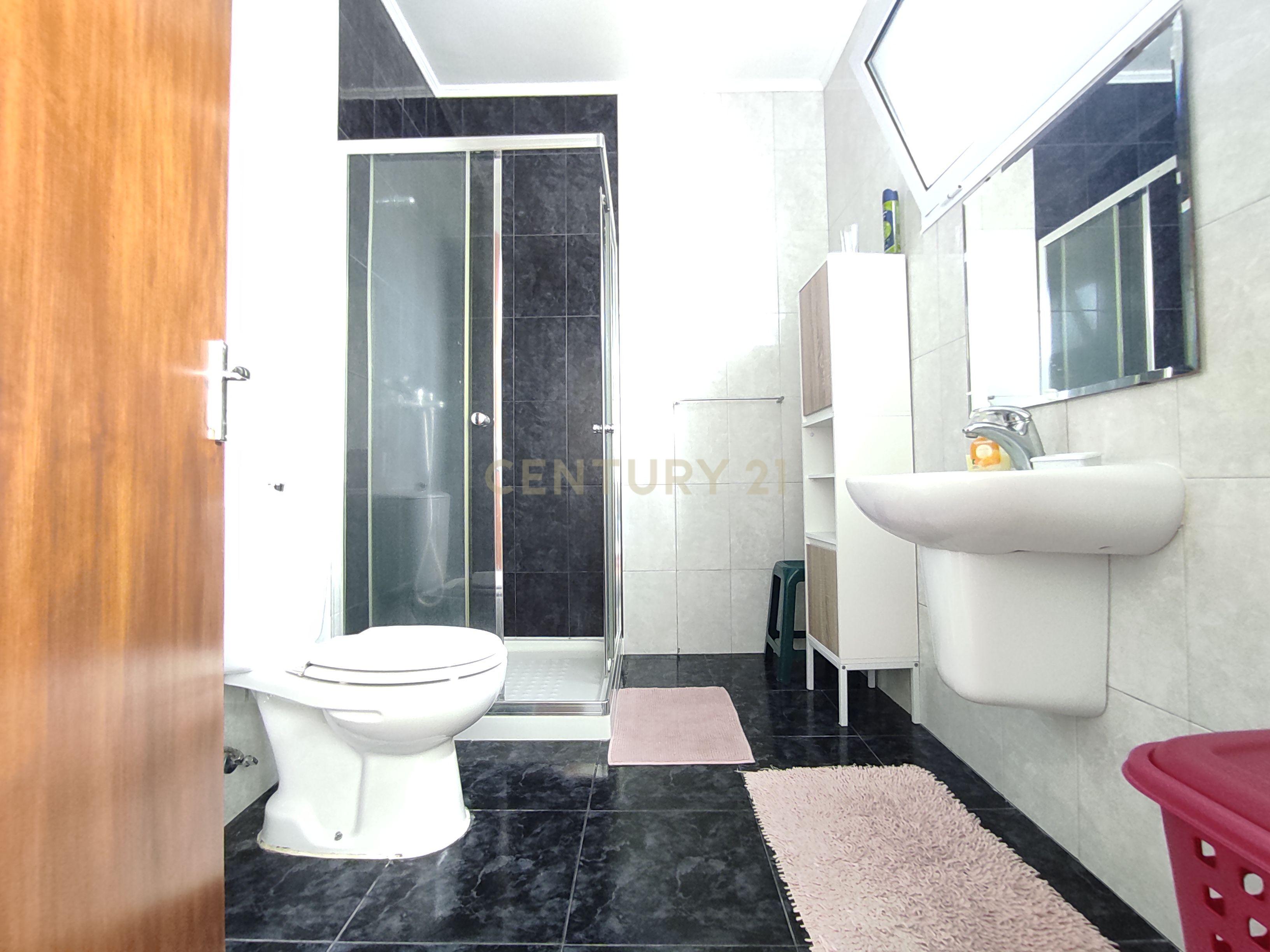 Apartamento T3 + 2 no centro da cidade de Ponta Delgada | Varanda | Terraço - Image 5