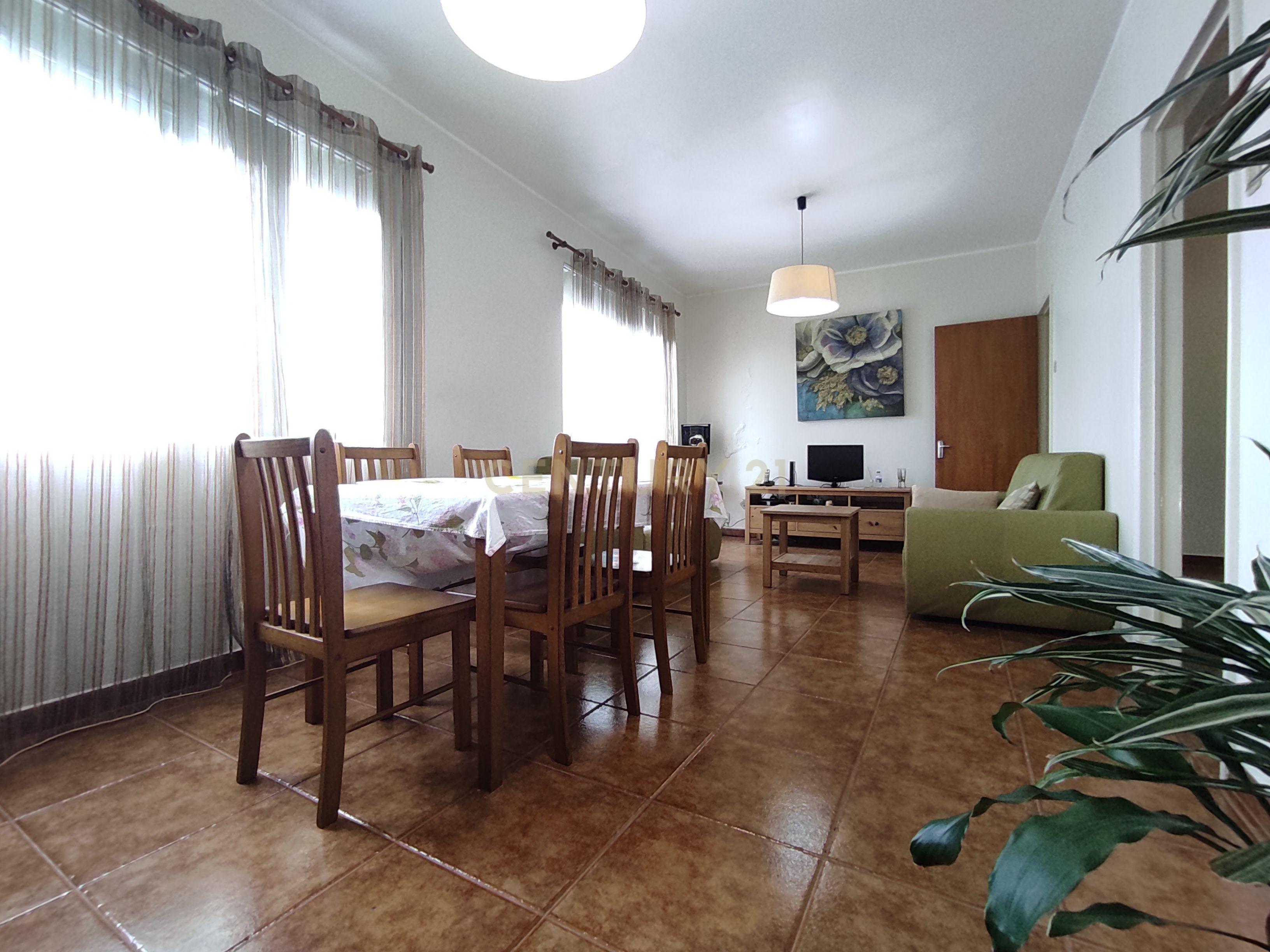 Apartamento T3 + 2 no centro da cidade de Ponta Delgada | Varanda | Terraço - Image 28