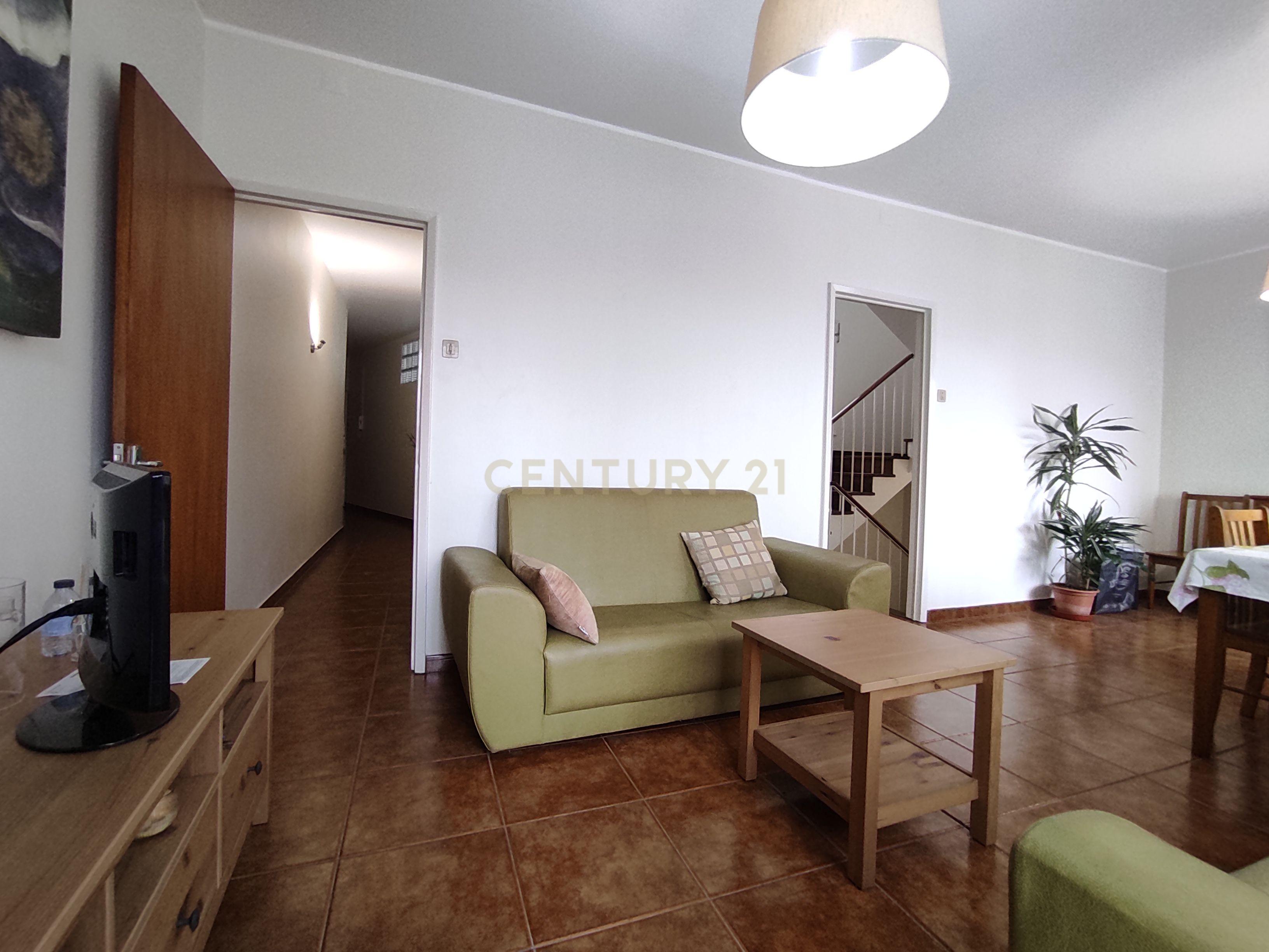 Apartamento T3 + 2 no centro da cidade de Ponta Delgada | Varanda | Terraço - Image 29
