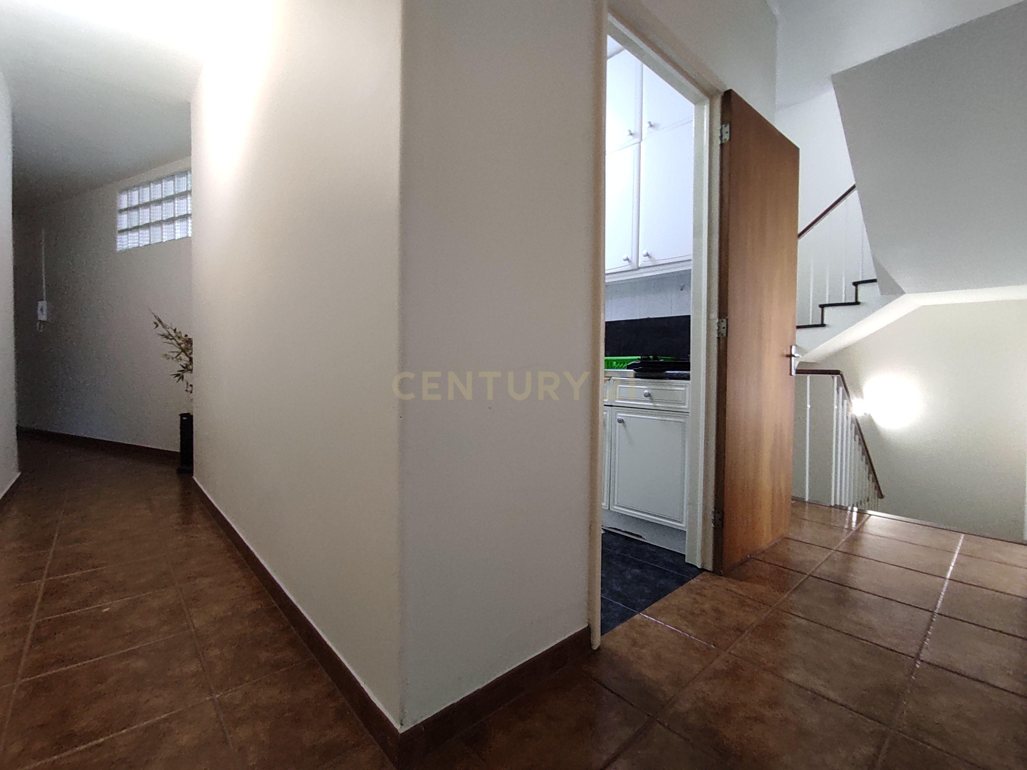 Apartamento T3 + 2 no centro da cidade de Ponta Delgada | Varanda | Terraço - Image 30