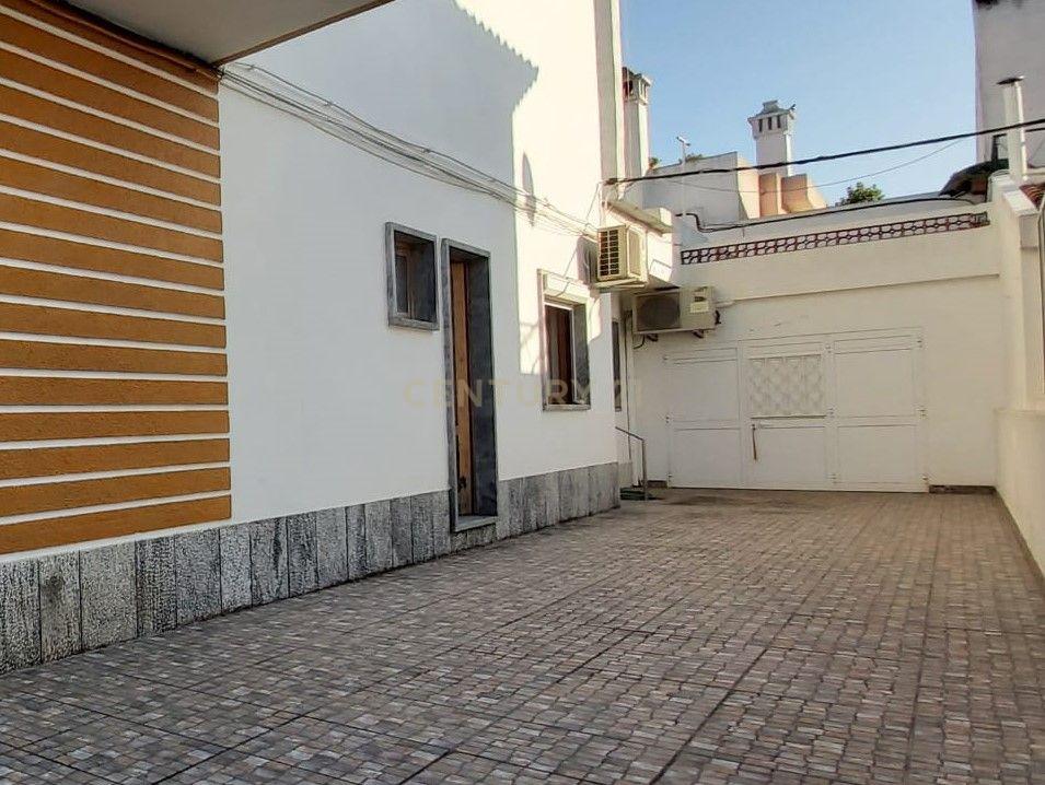 BEJA-ALENTEJO, Rés-do-Chão com 4 Quartos ,Terraço, Garagem e espaço exterior, , - Image 34