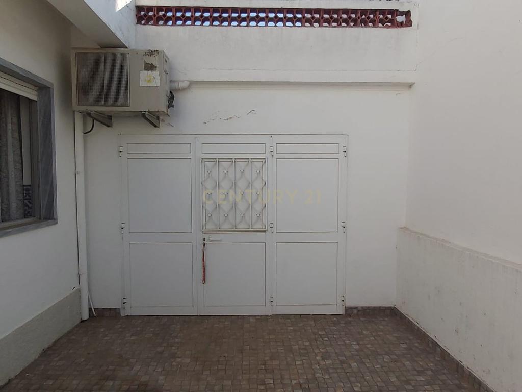 BEJA-ALENTEJO,   Rés-do-Chão com  4 Quartos ,Terraço,  Garagem e espaço exterior,  , - Image 30