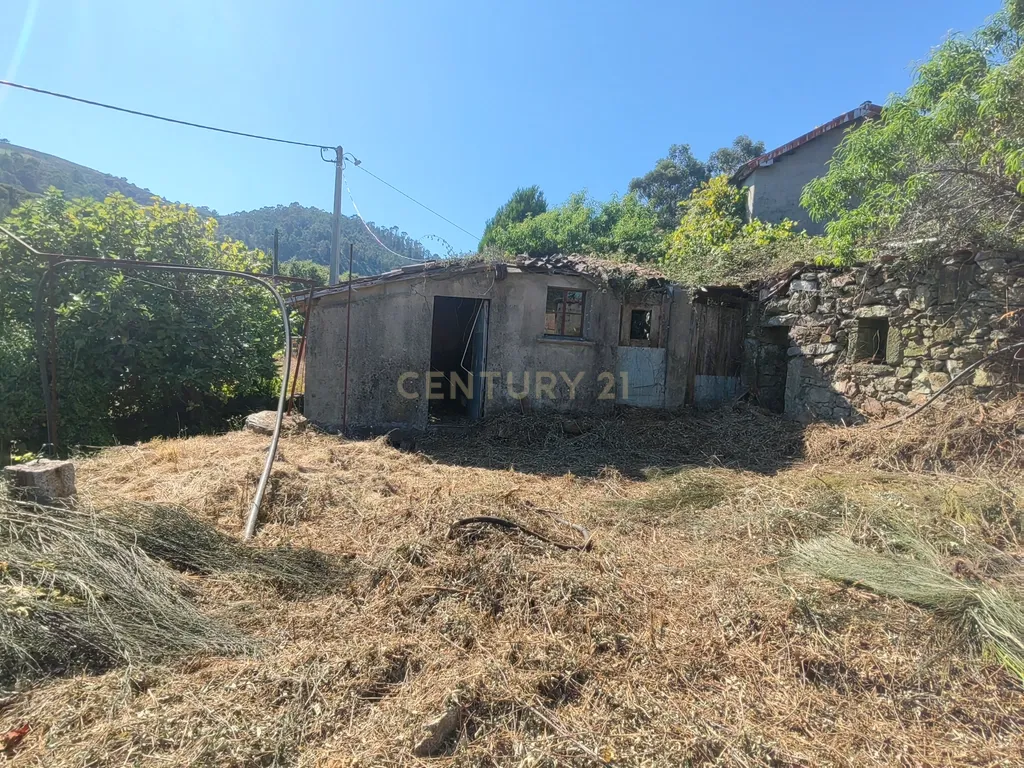 Casa Antiga para Recuperação em Eiras, Arcos de Valdevez - Image 20