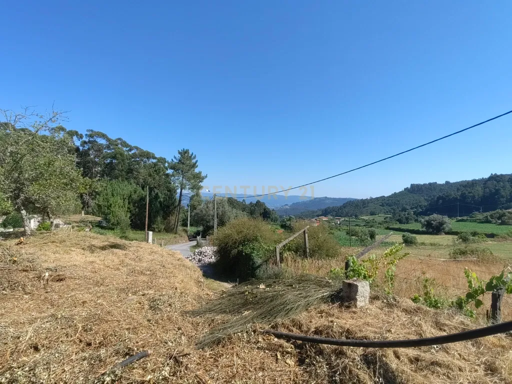 Casa Antiga para Recuperação em Eiras, Arcos de Valdevez - Image 6