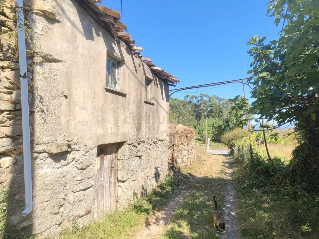 Casa Antiga para Recuperação em Eiras, Arcos de Valdevez - Image 12