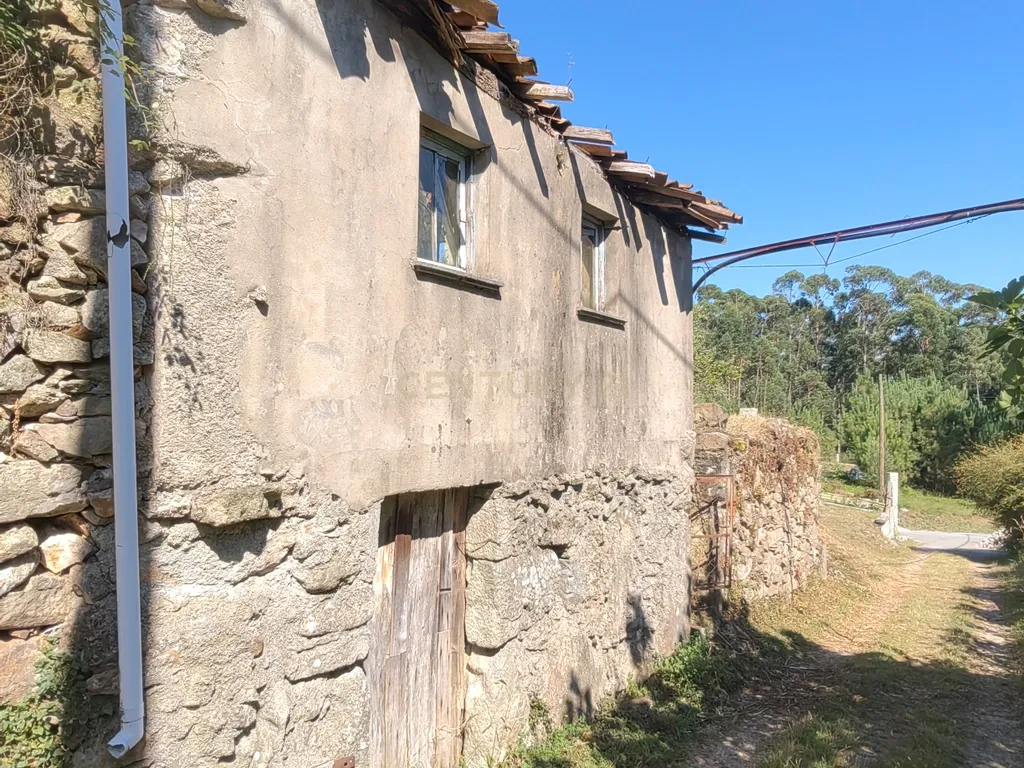 Casa Antiga para Recuperação em Eiras, Arcos de Valdevez - Image 3