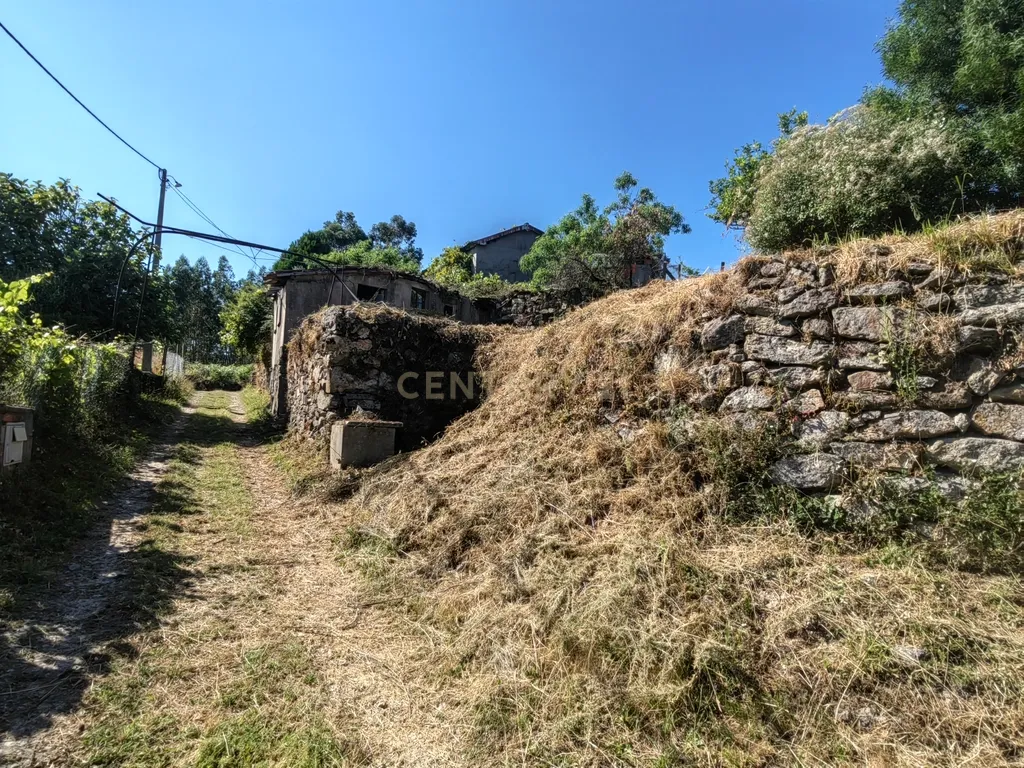 Casa Antiga para Recuperação em Eiras, Arcos de Valdevez - Image 17