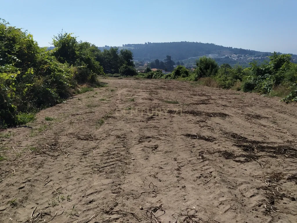Terreno Agrícola em Figueiró (Santiago), Amarante, à Vila da Lixa - Image 6