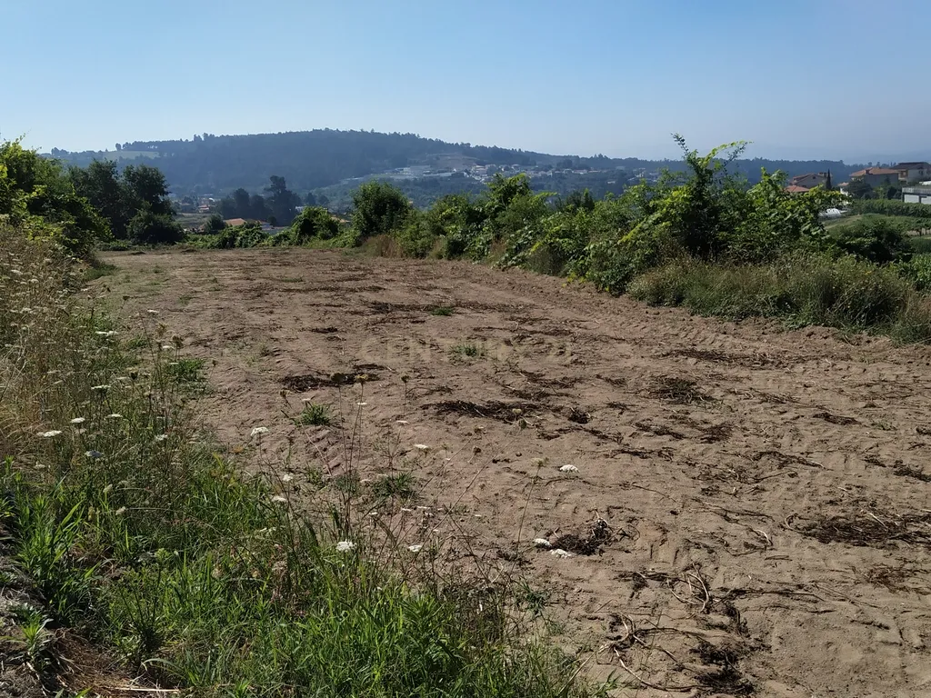Terreno Agrícola em Figueiró (Santiago), Amarante, à Vila da Lixa - Image 8