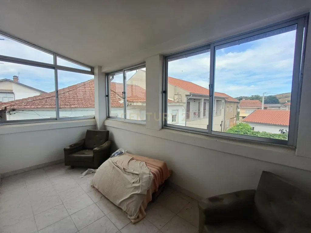 Moradia para remodelar em Vila Nova das Patas - Image 20