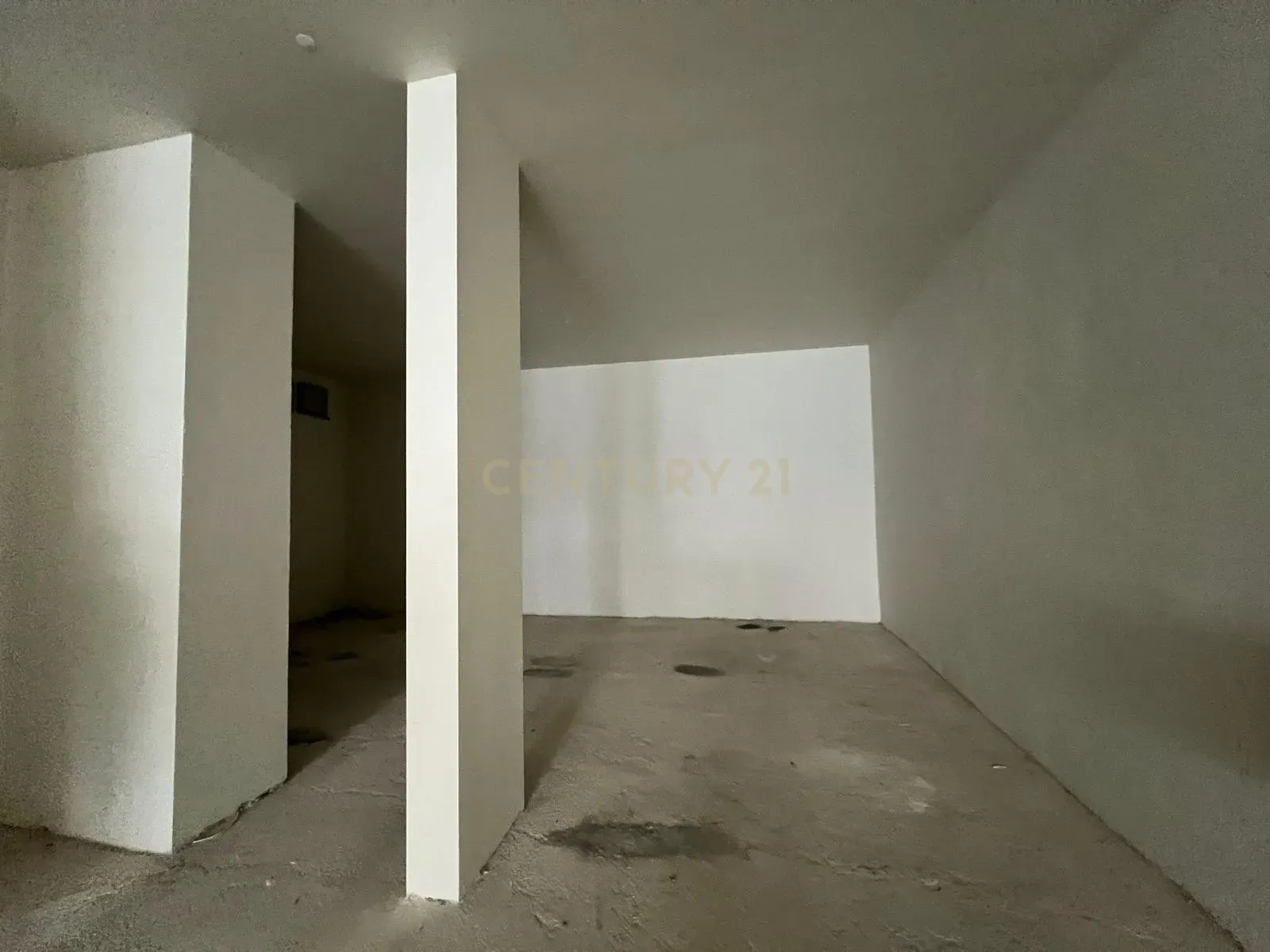 Loja comercial ou para Restauração no Centro de Lisboa - Image 14
